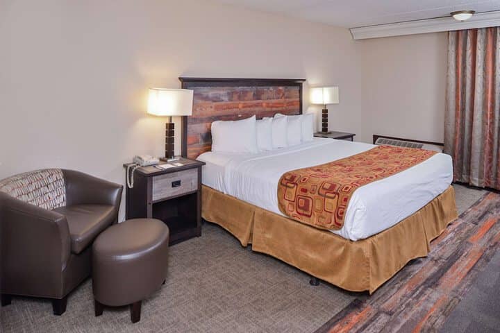 Room 10 of 22