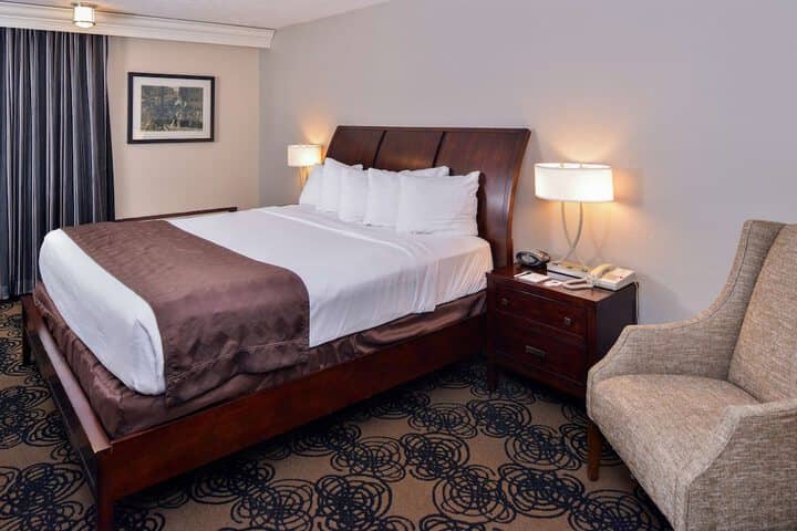 Room 5 of 22